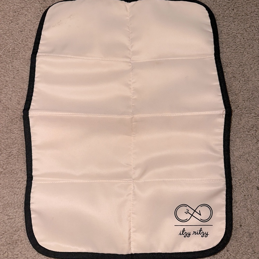 Itzy Ritzy Chelsea Changing Pad